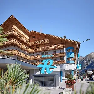 Riders In Hotel Sölden