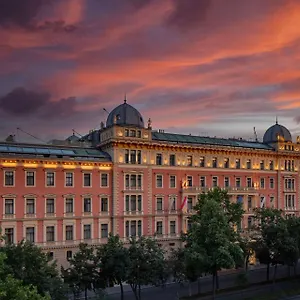 Anantara Palais Hansen - Newly Renovated Отель