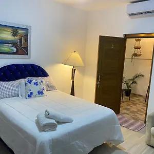 Only By Merengue House, 8 Minutos Airport Apartamento Monte Adentro (Santo Domingo)