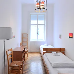 Apartament Flat - 1 Free Parking Space At The Metro