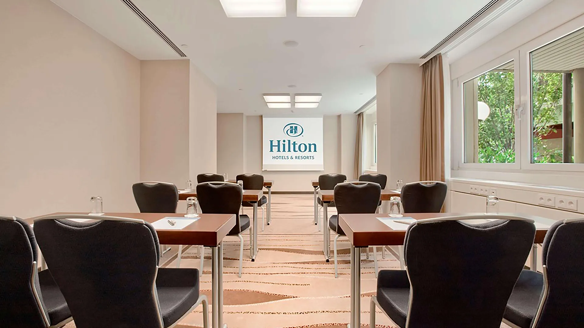 ****  מלון Hilton Vienna Waterfront אוסטריה