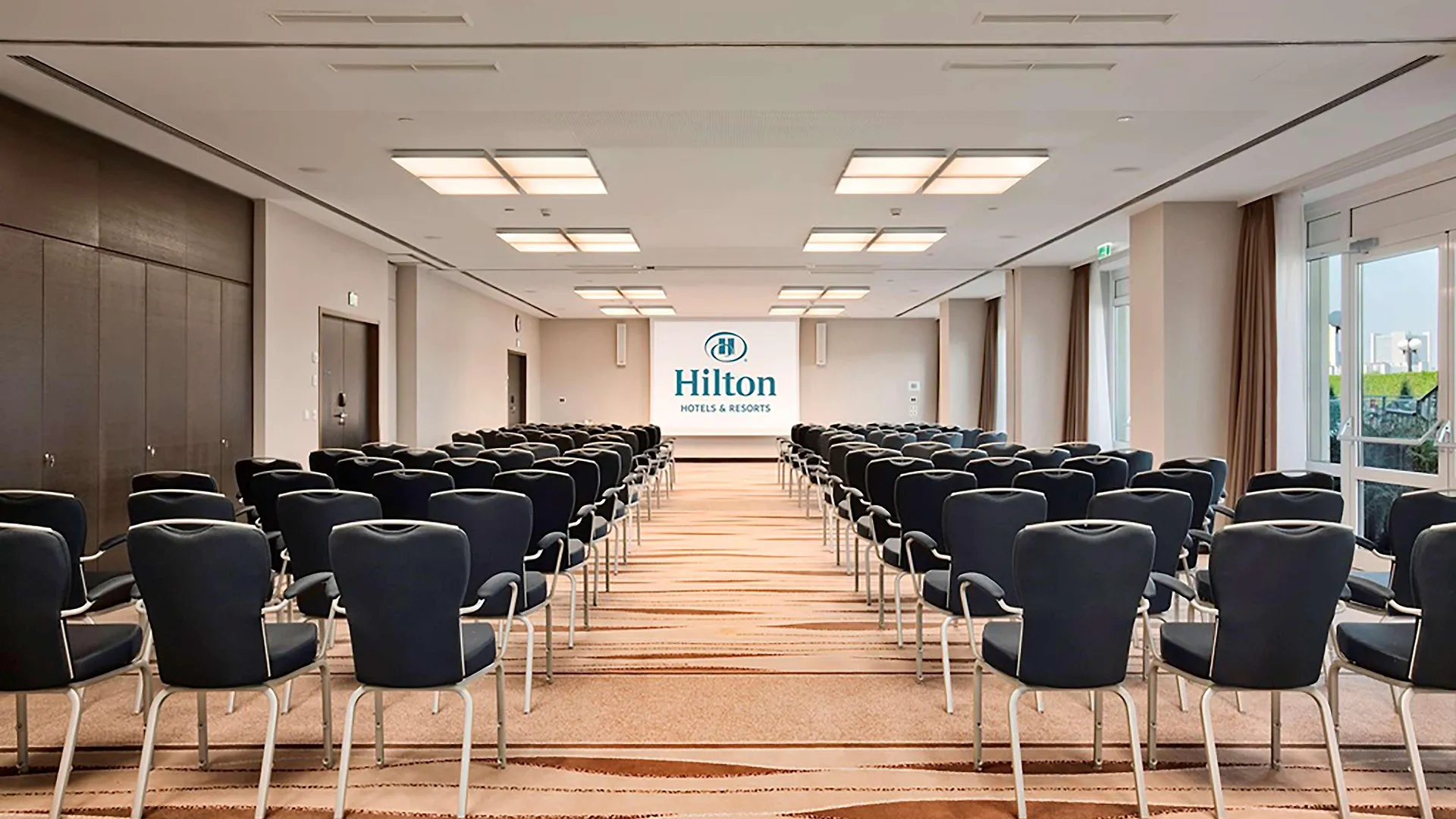 מלון Hilton Vienna Waterfront