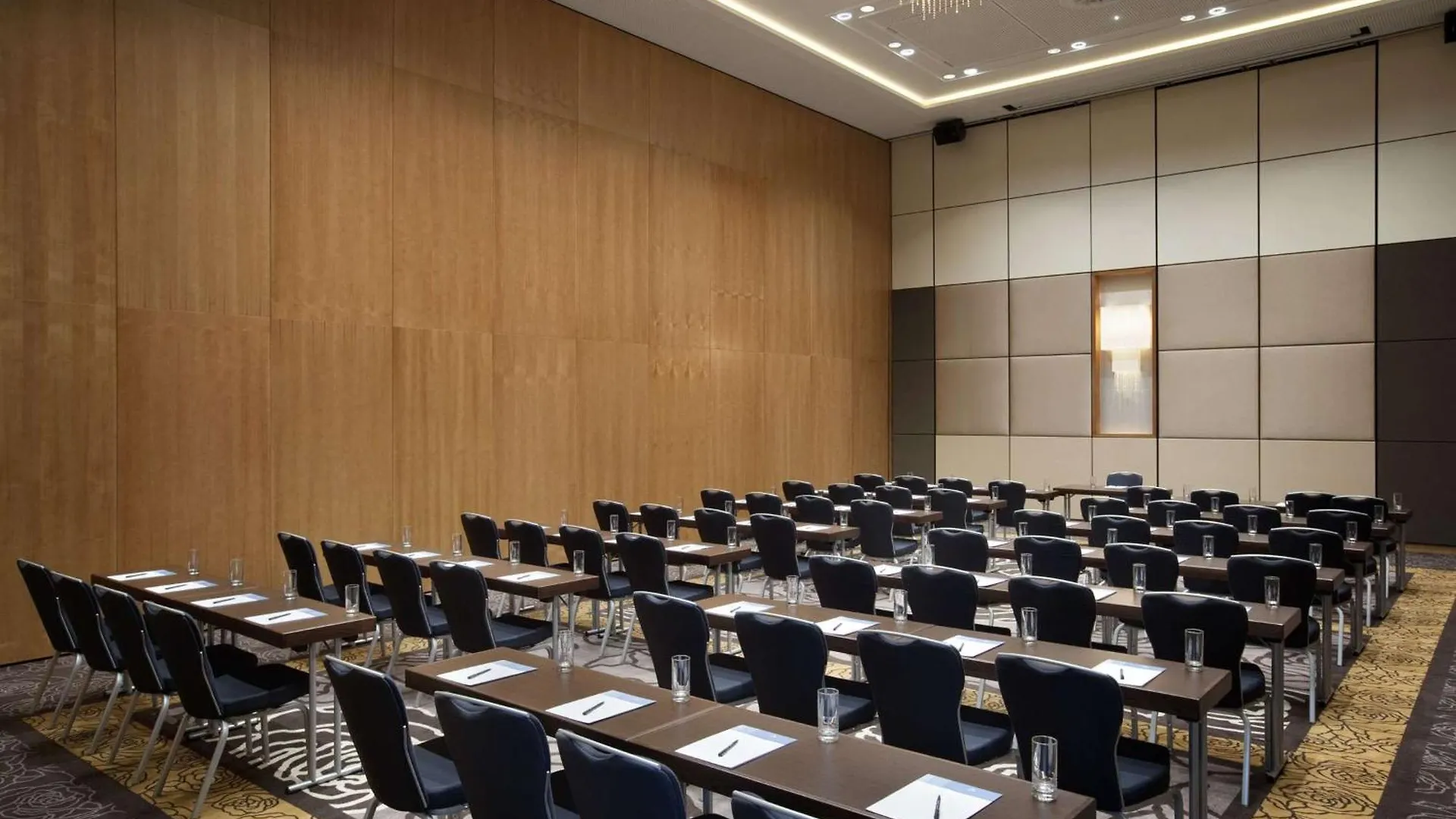 Hilton Vienna Waterfront Hotel